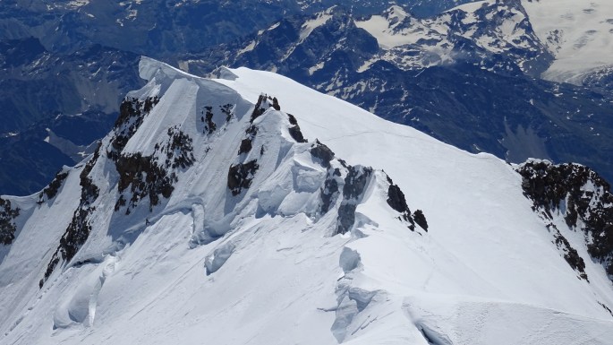 The cornices of Mont Blanc de Courmayeur